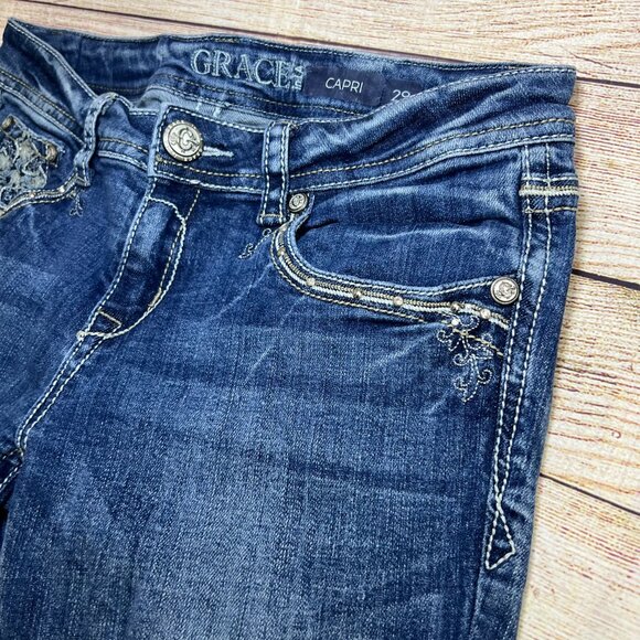 Grace In LA Capri Jeans Size 29 Embellished Cross Pockets Rhinestone Bling - Picture 12 of 15